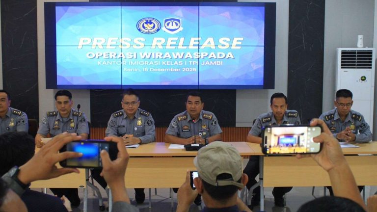 Kantor Imigrasi Kelas I TPI Jambi Gelar Operasi WIRAWASPADA Serentak : Empat Tim Turun ke Lapangan Awasi Keberadaan WNA