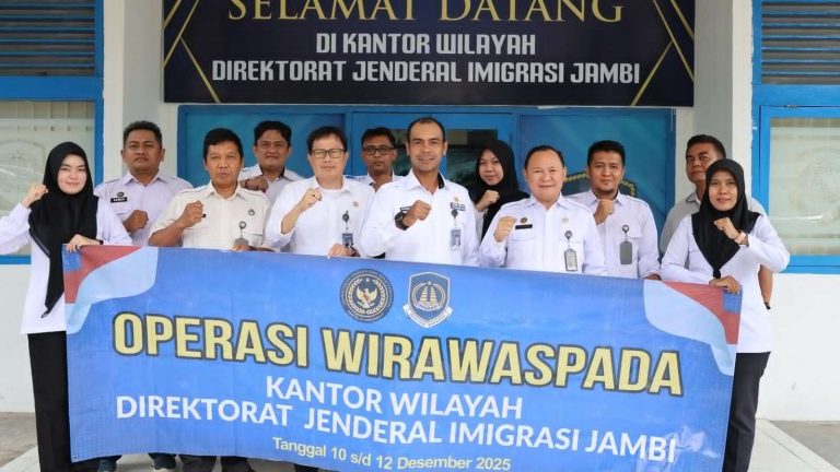 Kanwil Ditjen Imigrasi Jambi Gelar Operasi WIRAWASPADA Tahun 2025, Temukan 6 WNA Dari Dua Perusahaan Di Muaro Jambi