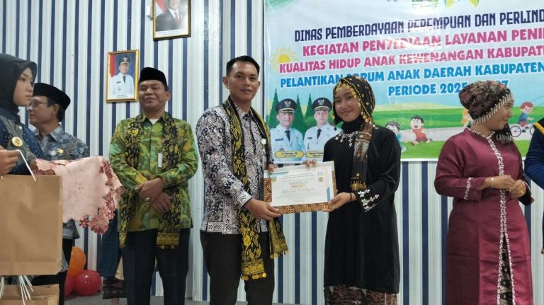 Forum Anak Daerah Kabupaten Sarolangun Priode 2025-2027 Dilantik, Kepala DP3A Yudis Kenromora : Sarolangun Maju Tanpa Kekerasan Anak