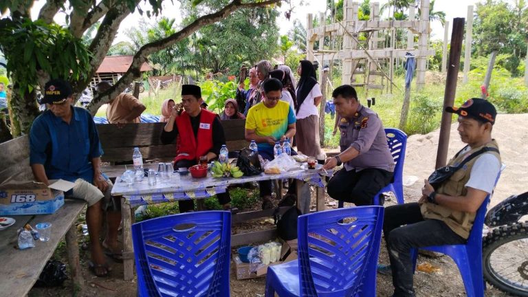 Waka II DPRD Dedi Ifriyansah Ikut Pencarian Korban Tenggelam Di Desa Moenti