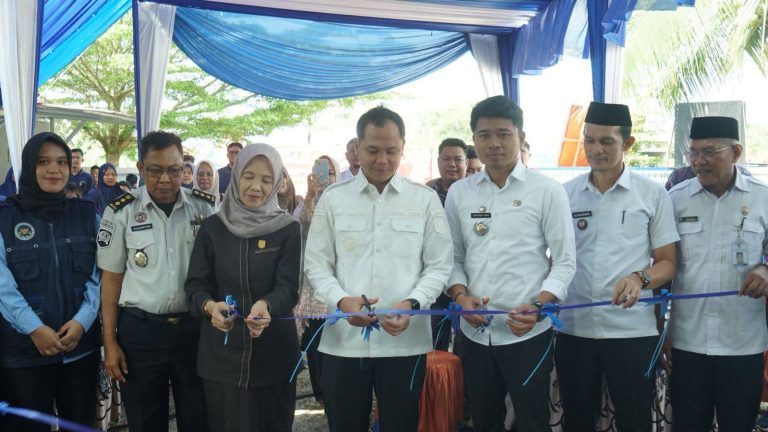 Wakil Bupati Sarolangun Hadiri Grand Opening Dapur SPPG Ke-9 Di Kelurahan Aur Gading 