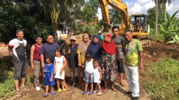 Warga Limbur Tembesi Ucapkan Terima Kasih Ke Bupati Sarolangun Hurmin