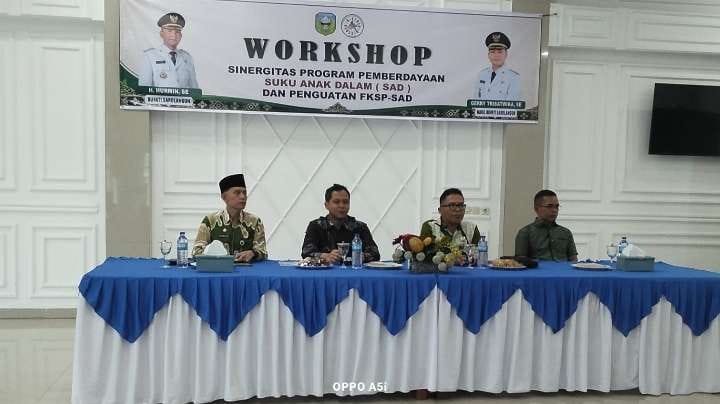 Buka Program Pemberdayaan SAD, Wabup Gerry Trisatwika Tekankan Kerjasama Lintas Sektoral